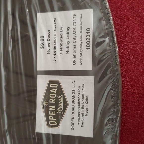 NWT Set of 2 Metal Gone Fishing Novelty Signs Home Decor - Picture 4 of 7